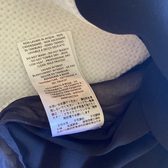 Alexander McQueen top I would say size xs - Picture 9 of 9